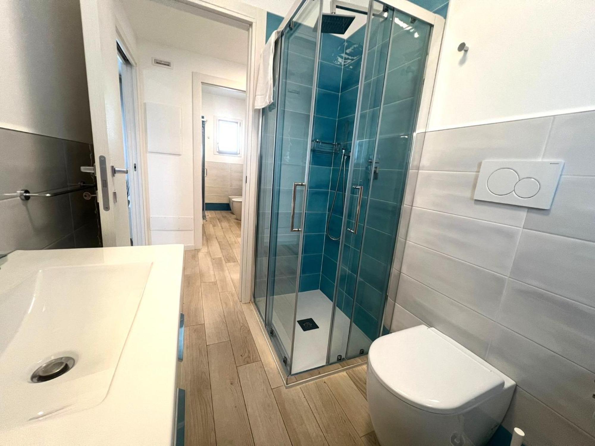 Sun Beach Residence Con Piscina - Piazza Brescia - Adria Holiday Jesolo - Family Apartments Bagian luar foto